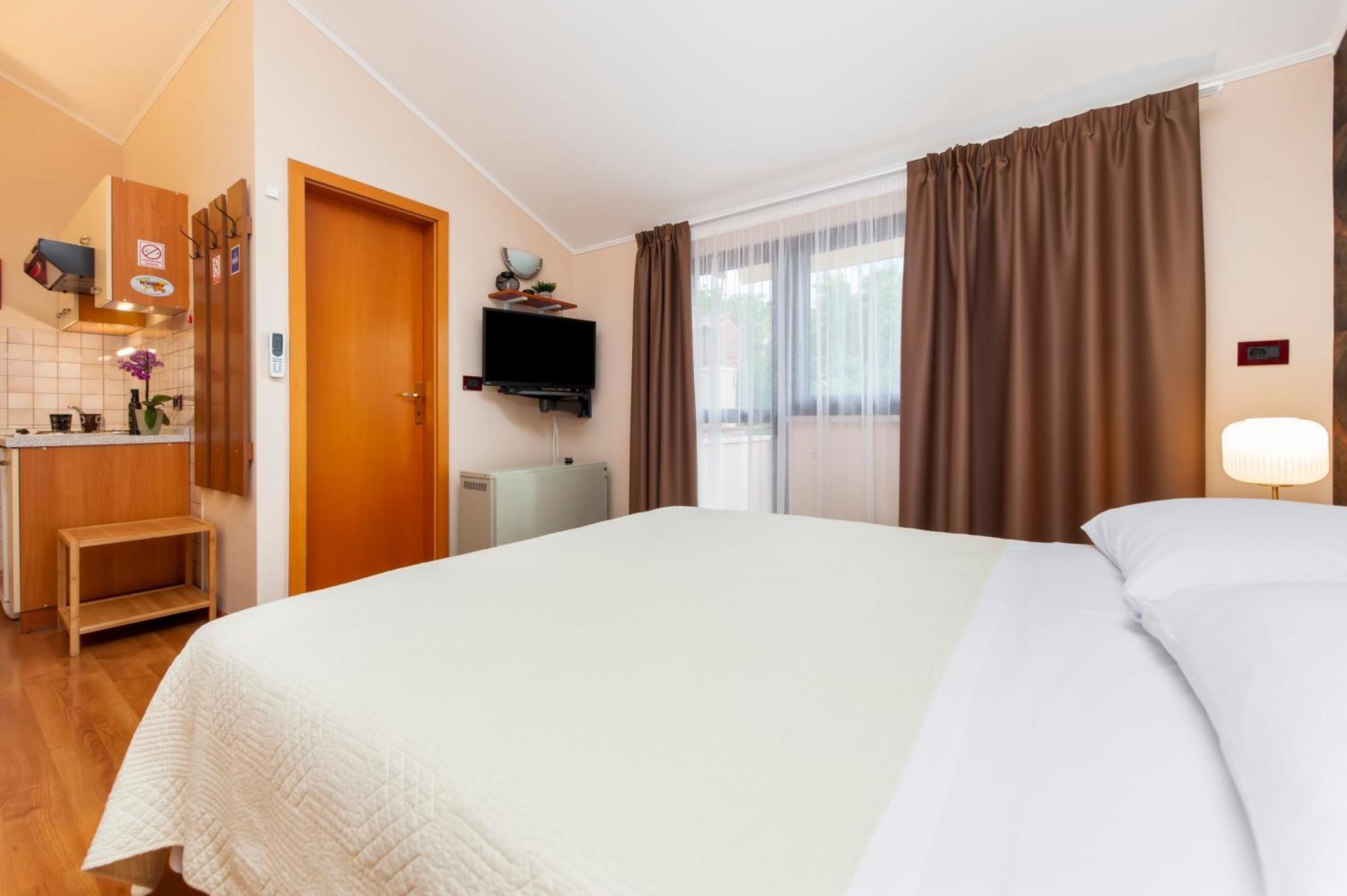Olea Magica Apartments 로비니 외부 사진