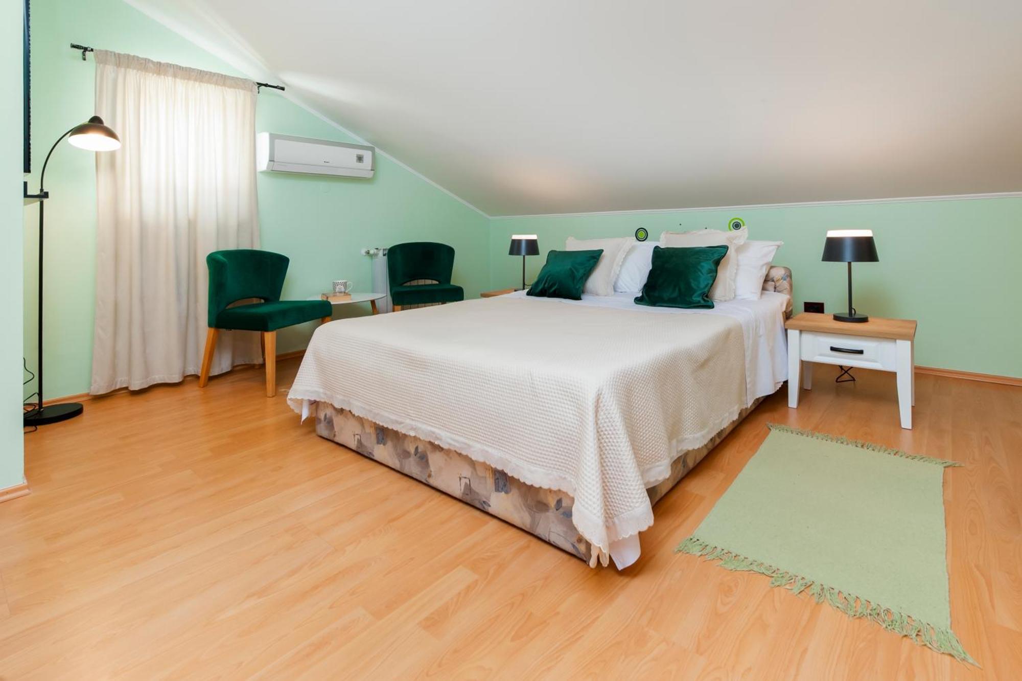 Olea Magica Apartments 로비니 외부 사진