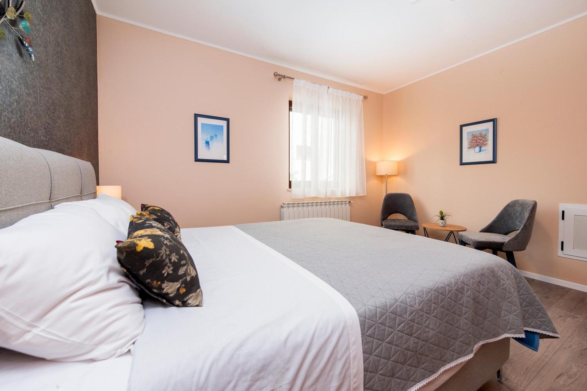 Olea Magica Apartments 로비니 외부 사진